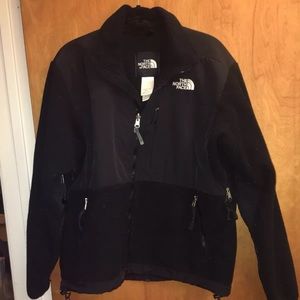 The North Face women’s jacket (M)